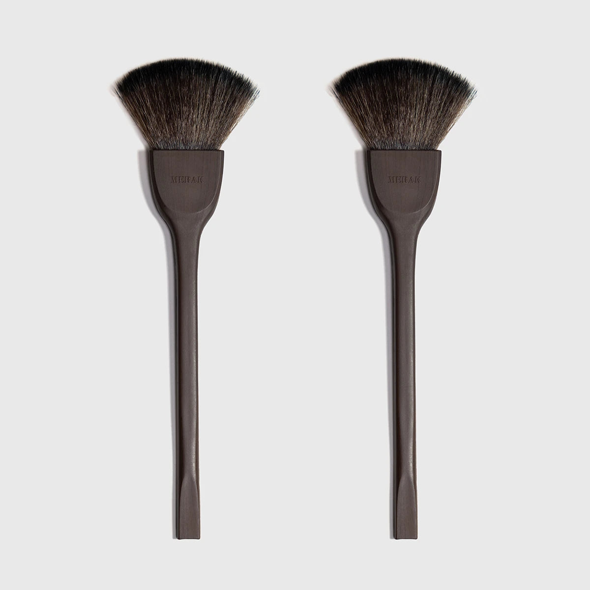 Merak Long Facial Brush in Espresso