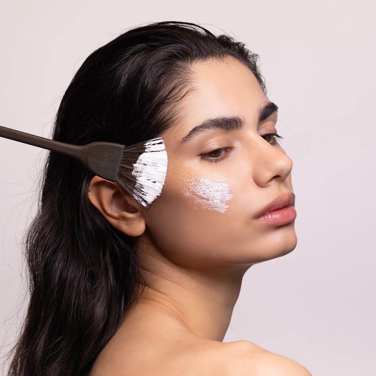 Merak Long Facial Brush