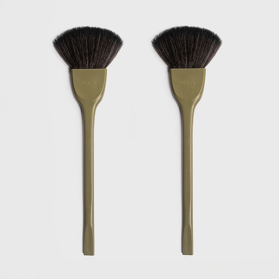 Long Facial Brush Set